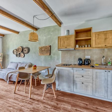 Komody Дельфы Экстерьер фото